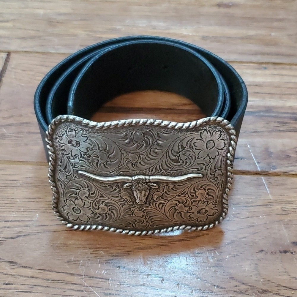 Nocona Longhorn Steer Levi's black leather belt and buckle